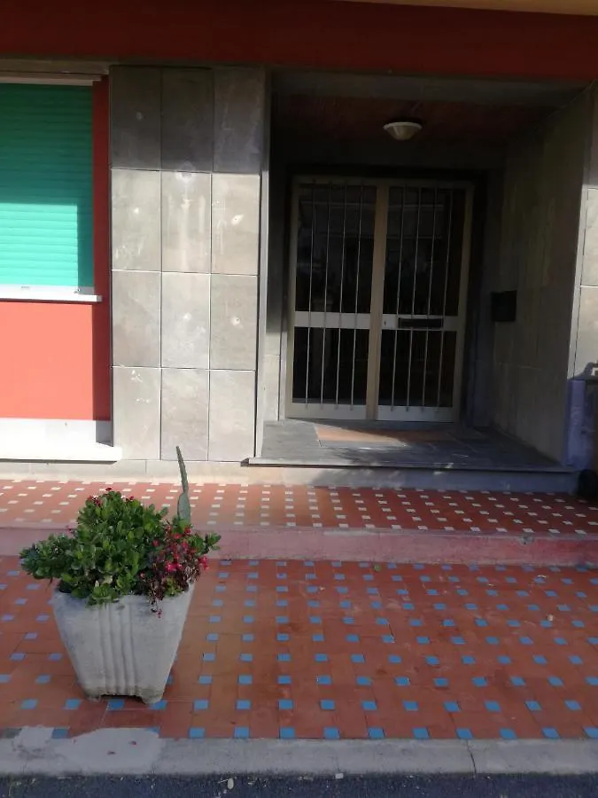 Apartment Appartamento Mare Blu Levanto Italy