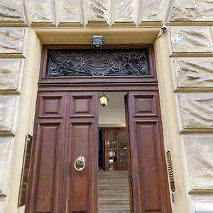 Porta Castello Charme , Roma Italia